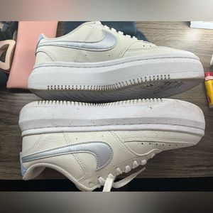 Nike platform air forces